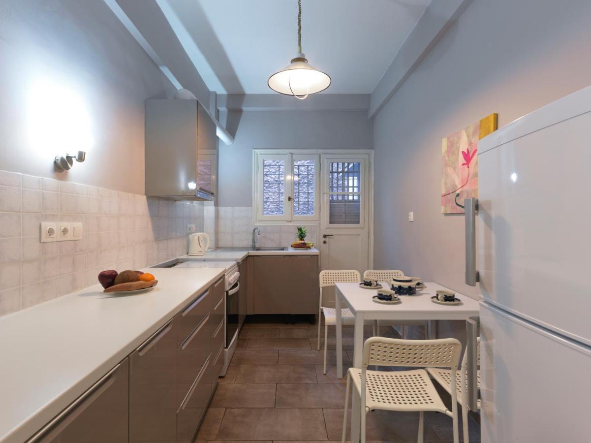 Spacious City Center Apartment アテネ エクステリア 写真