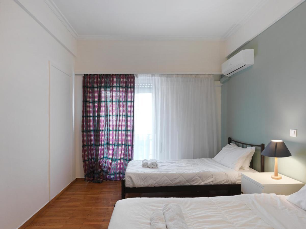 Spacious City Center Apartment アテネ エクステリア 写真